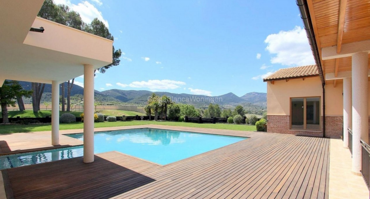 Resale - 6 Bedroom 8 Bathroom Villa in Penàguila - - Alicante Resale - 6 Bedroom 8 Bathroom Villa in Penàguila - - Alicante