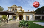 8-185/1782, 7 Bedroom 5 Bathroom Villa in Orihuela Costa