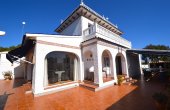 8-1515/2040, 3 Bedroom 2 Bathroom Villa in Orihuela Costa