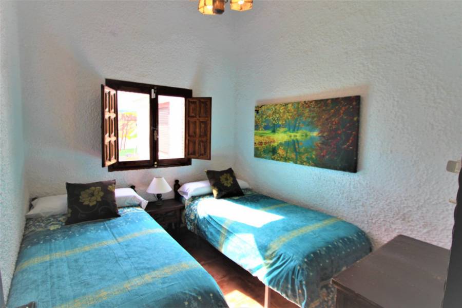 Resale - 9 Bedroom 8 Bathroom Villa in Cabo Roig - - Alicante Resale - 9 Bedroom 8 Bathroom Villa in Cabo Roig - - Alicante