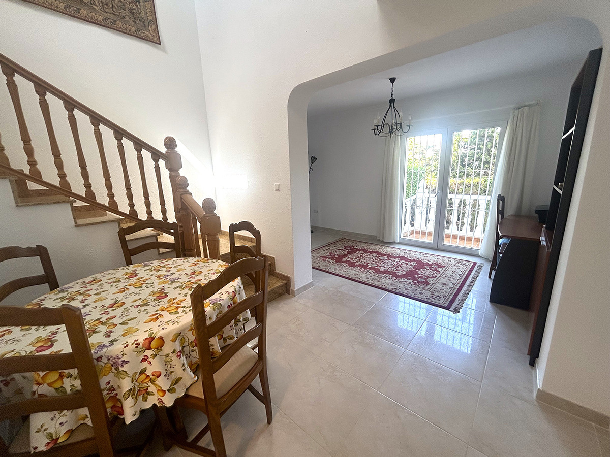 Resale - 3 Bedroom 3 Bathroom Villa in Orihuela Costa - Cabo Roig - Alicante Resale - 3 Bedroom 3 Bathroom Villa in Orihuela Costa - Cabo Roig - Alicante