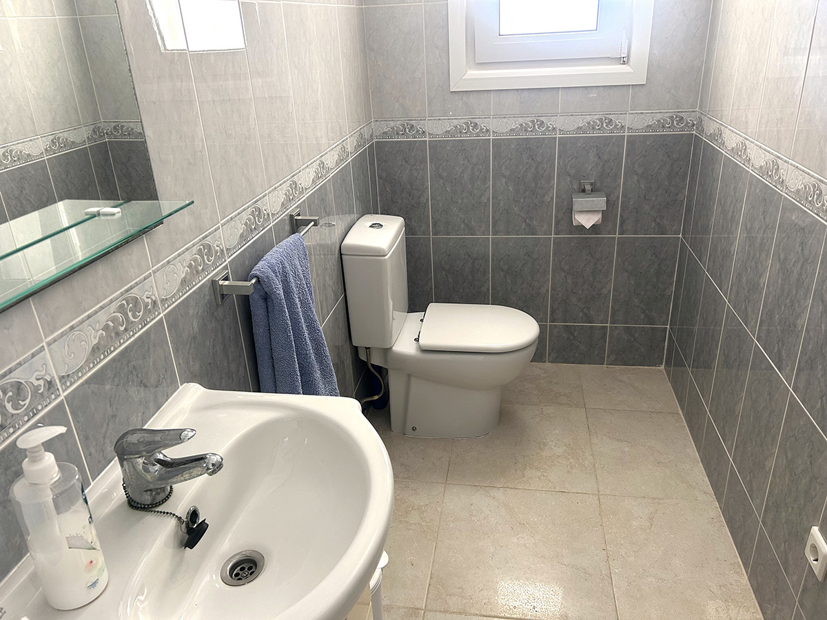 Resale - 3 Bedroom 3 Bathroom Villa in Orihuela Costa - Cabo Roig - Alicante Resale - 3 Bedroom 3 Bathroom Villa in Orihuela Costa - Cabo Roig - Alicante