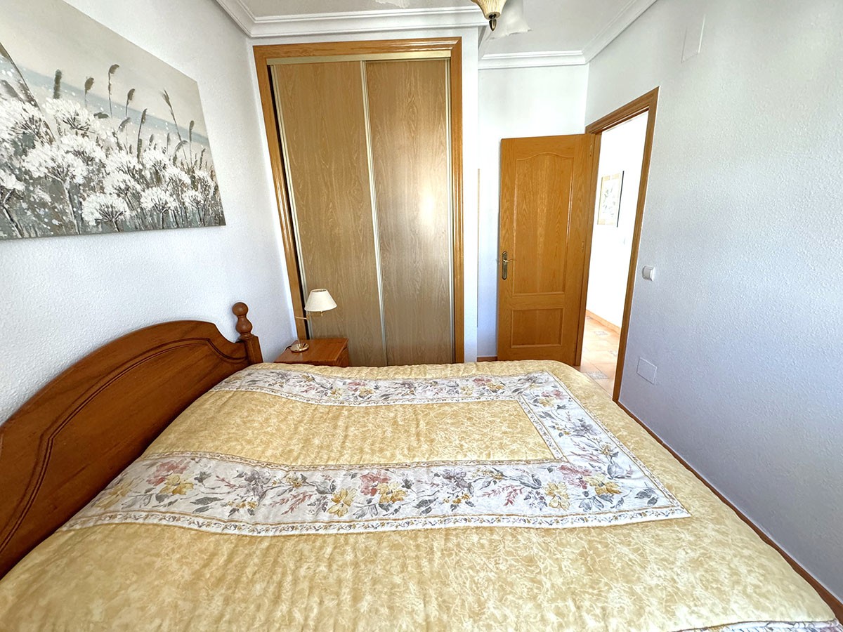 Resale - 3 Bedroom 2 Bathroom Villa in Orihuela Costa - Villamartin - Alicante Resale - 3 Bedroom 2 Bathroom Villa in Orihuela Costa - Villamartin - Alicante