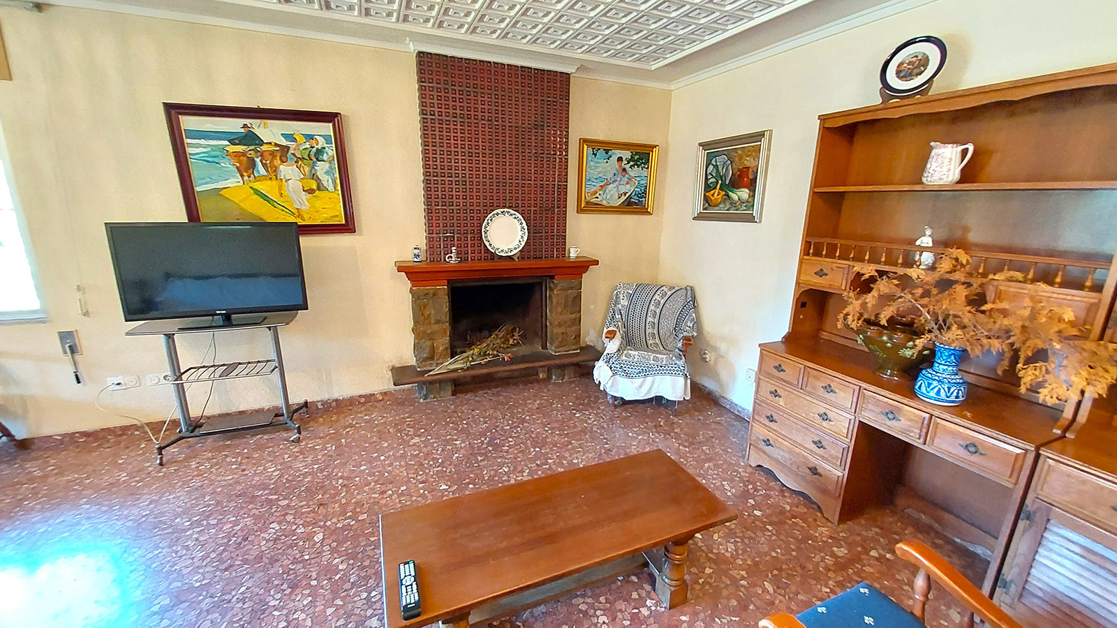 Resale - 5 Bedroom 3 Bathroom Villa in Orihuela Costa - Campoamor - Alicante