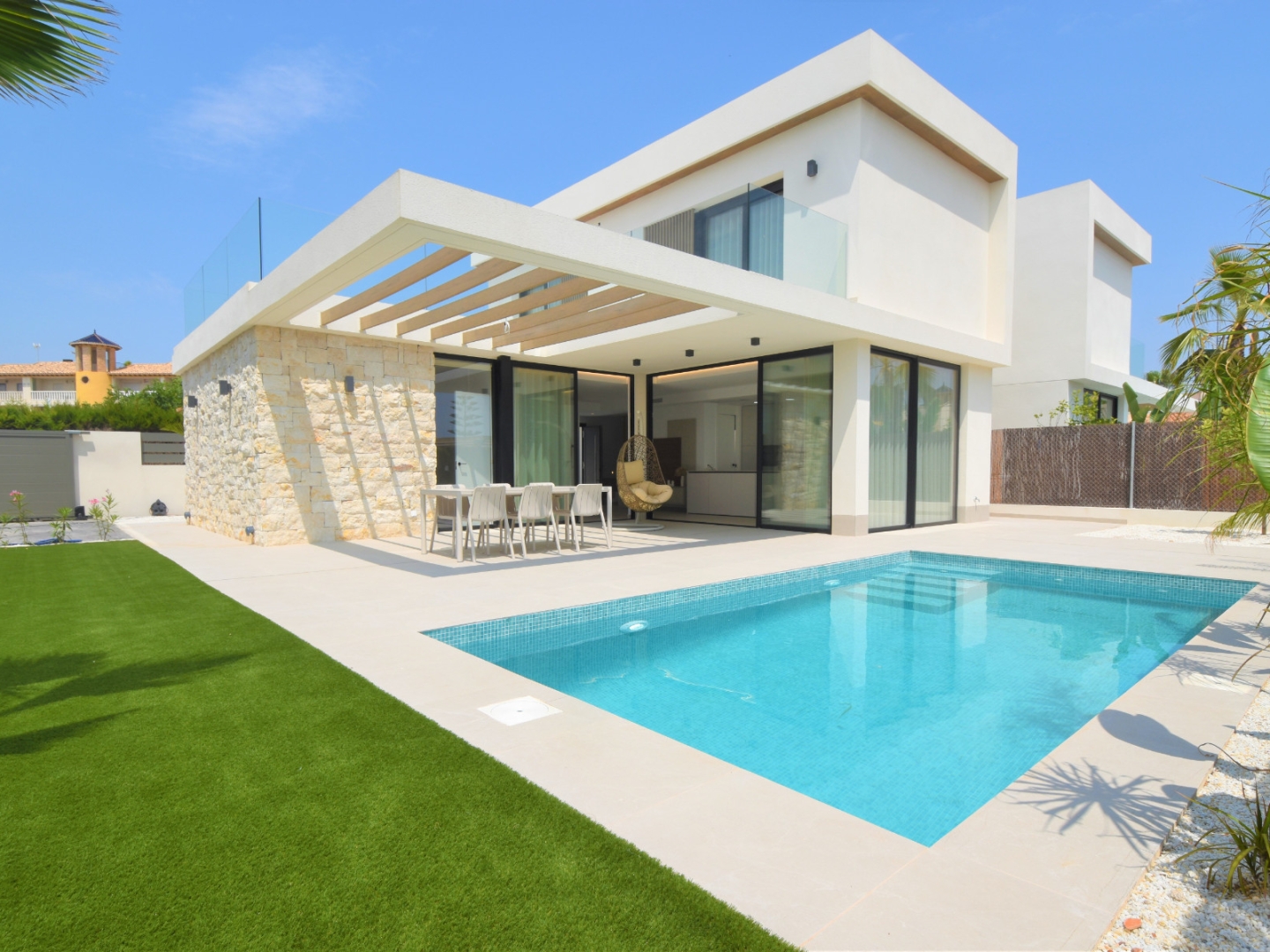 3 Bedroom 2 Bathroom Villa in Orihuela Costa